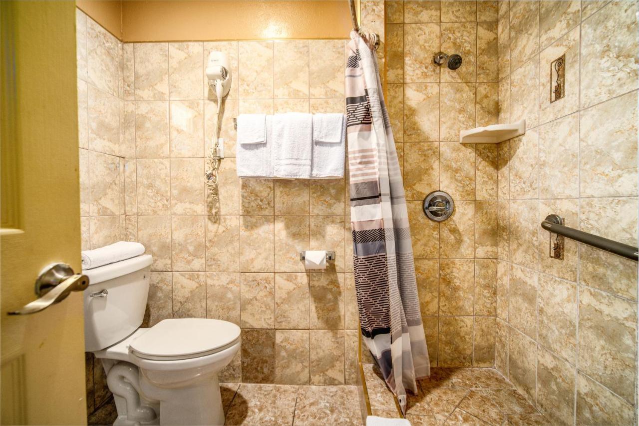 Geneva Motel Інґлвуд Екстер'єр фото